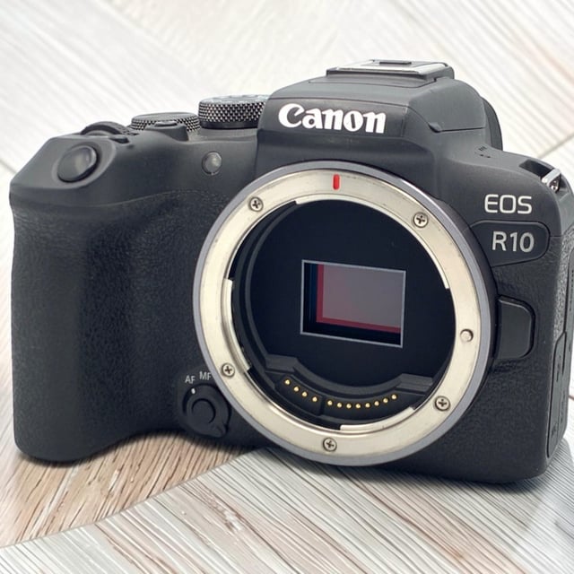 EOS R10 ボディ