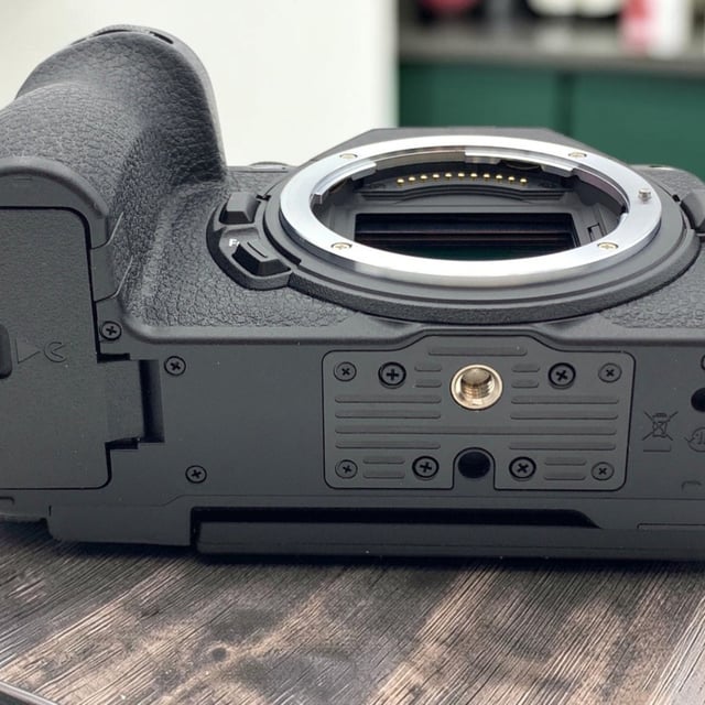 Z5II ボディ