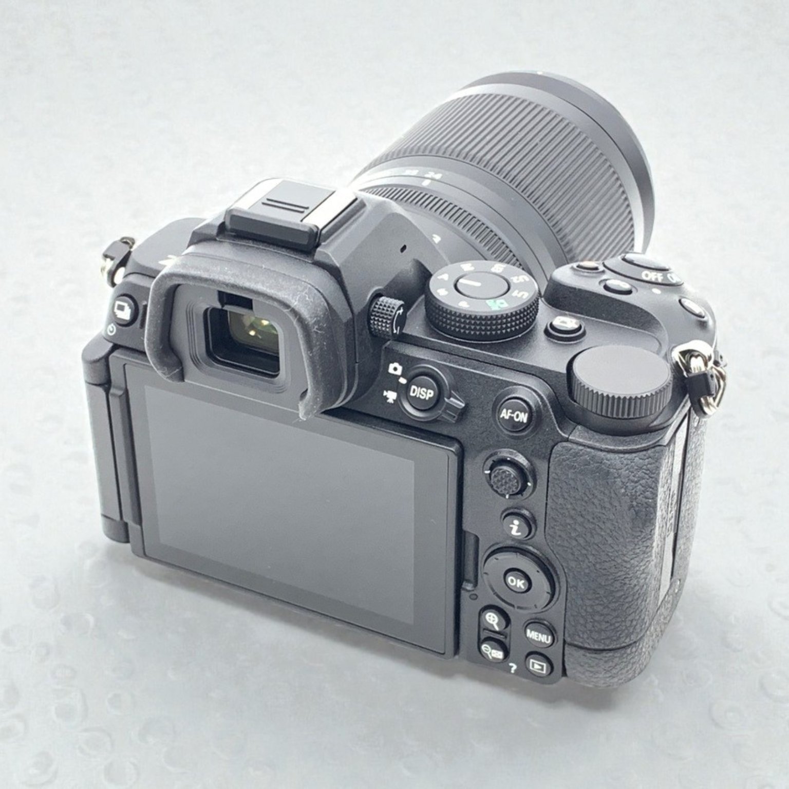 Z5II 24-200 レンズキットの中古カメラを買うならみんなのカメラ