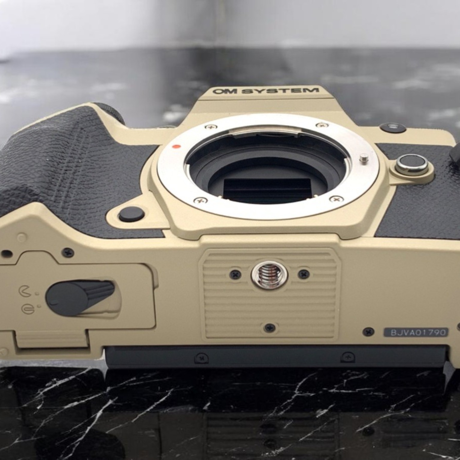 OM SYSTEM OM-5 Mark II ボディ 