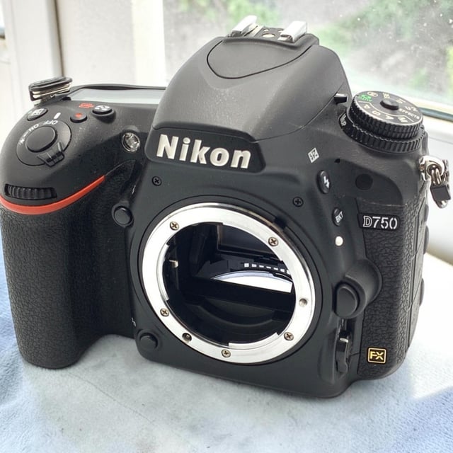 D750 ボディ