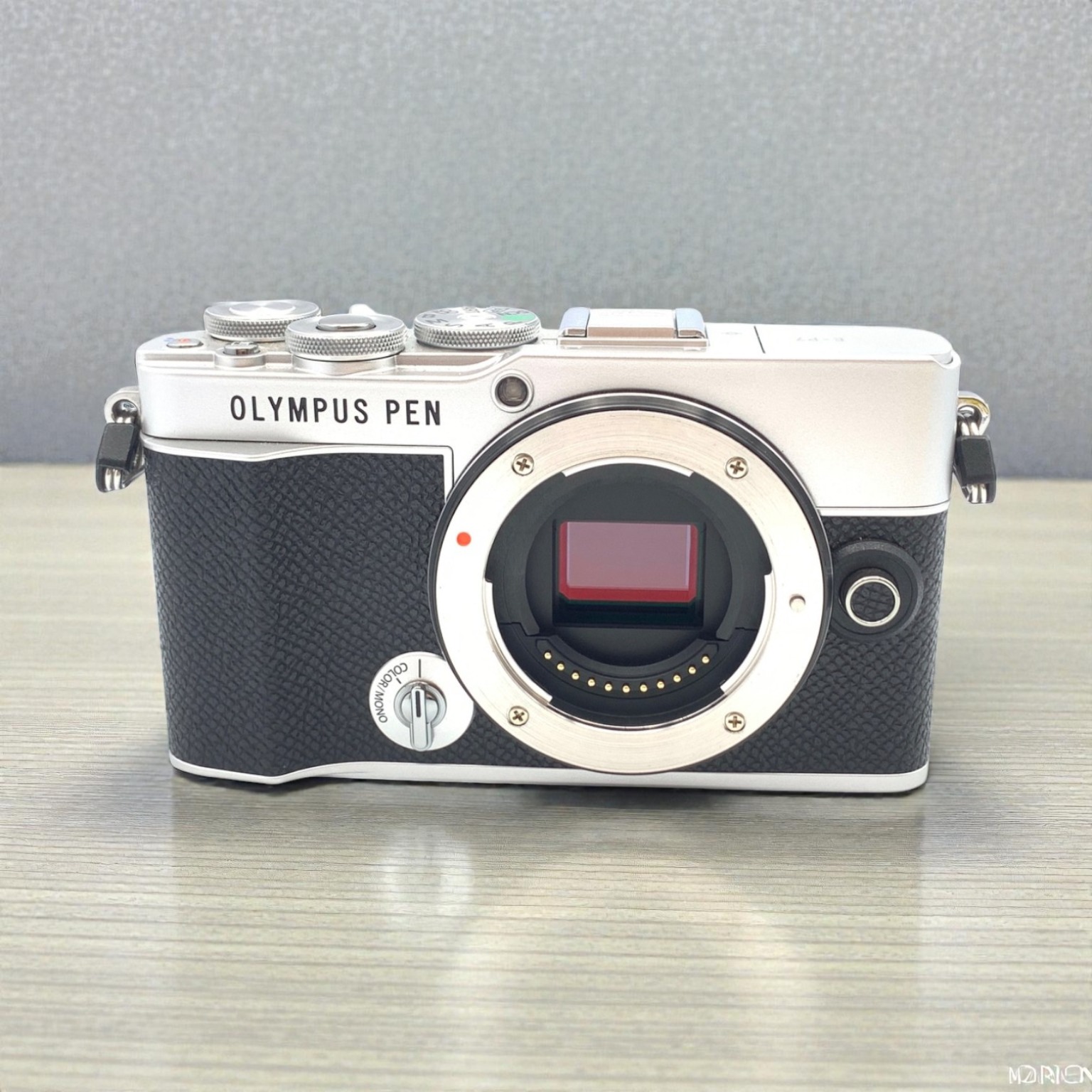 OM SYSTEM OLYMPUS PEN E-P7 ボディ 