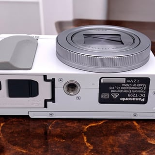 LUMIX TZ99(DC-TZ99) "ホワイト"