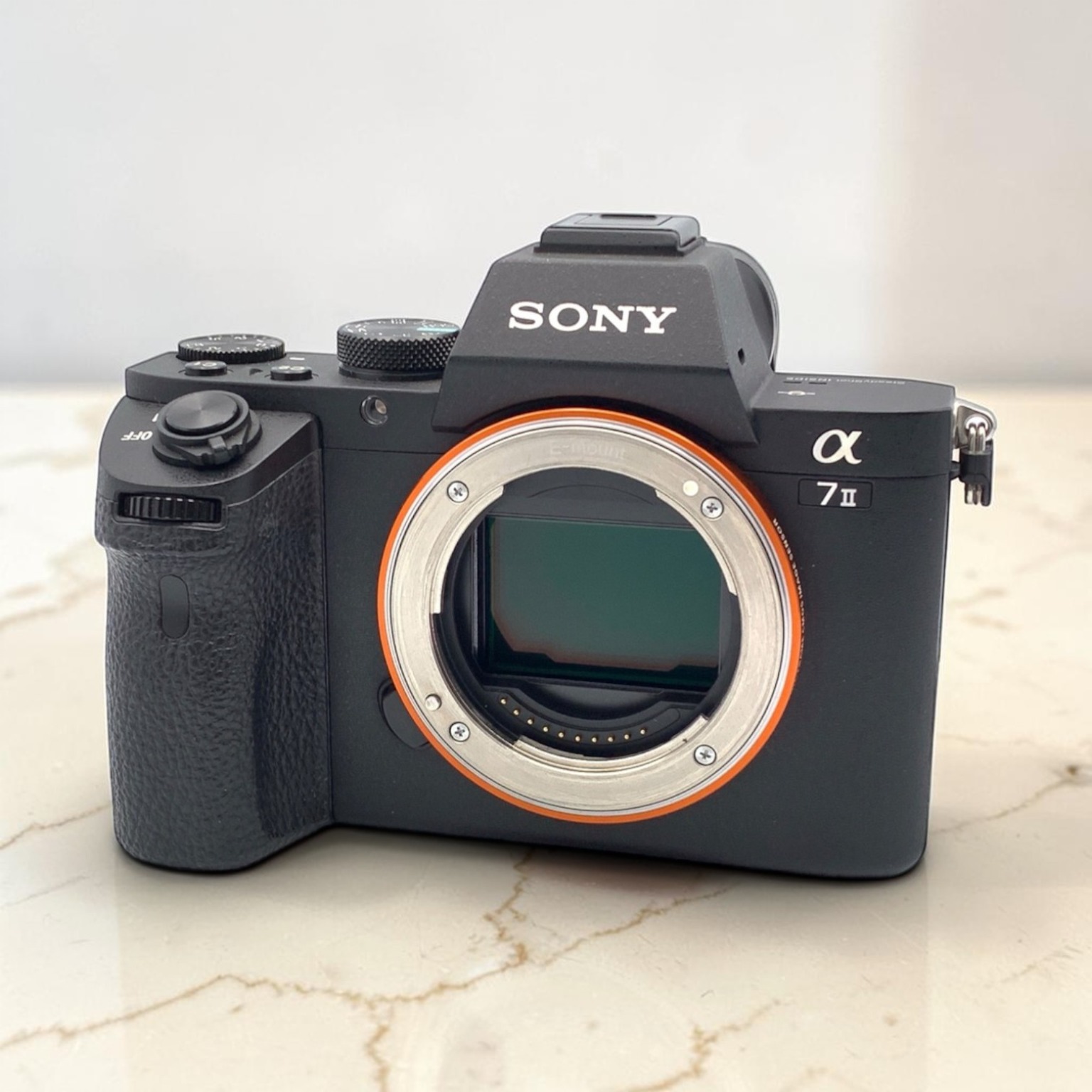 SONY α7 II ILCE-7M2 ボディの中古 (美品)・¥66,320 by nerua