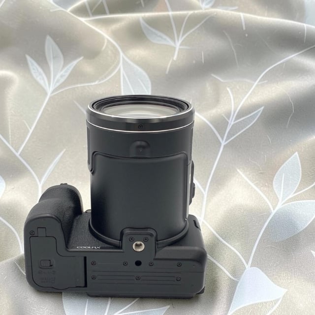COOLPIX P950