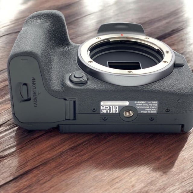 EOS R10 ボディ