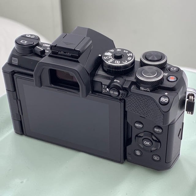 OM-5 Mark II ボディ