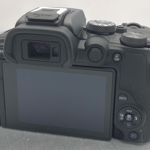 EOS R10 ボディ