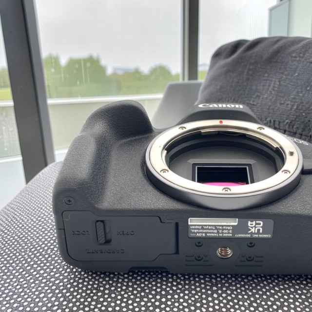 EOS R50 ボディ