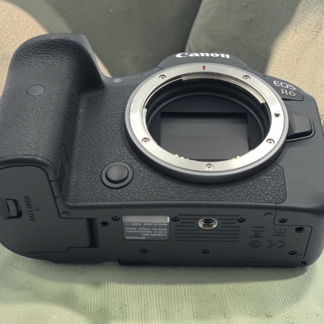 EOS R6 ボディ