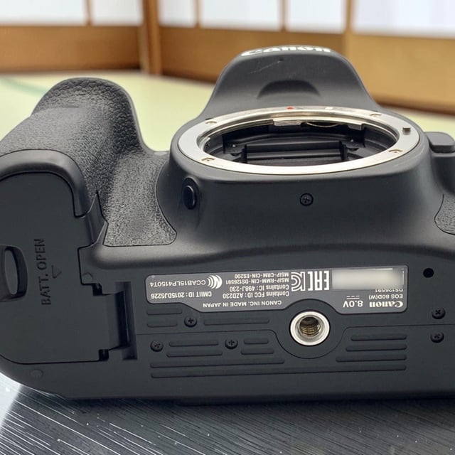 EOS 80D ボディ