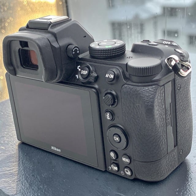 Z5 ボディ