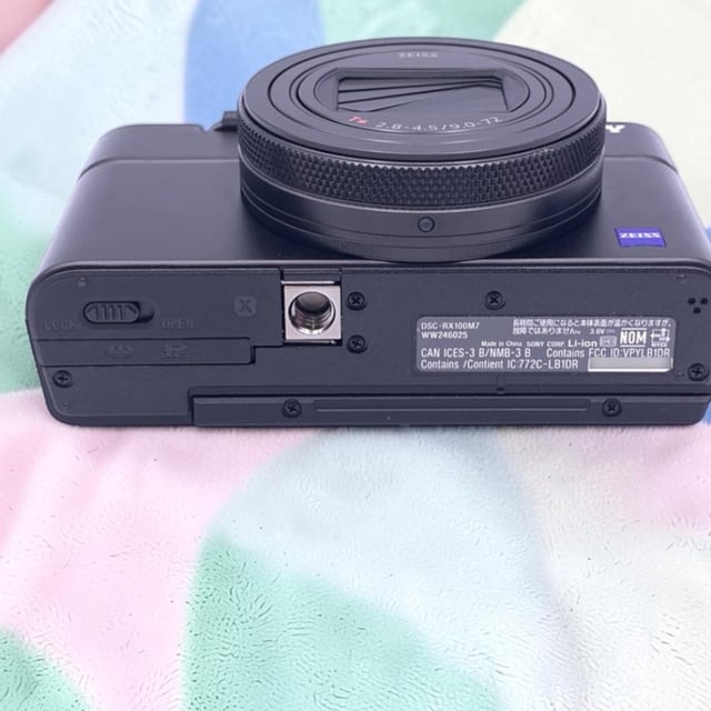 サイバーショット RX100 VII(DSC-RX100M7)