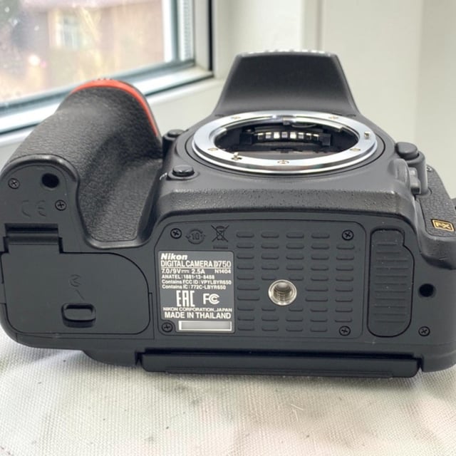 D750 ボディ