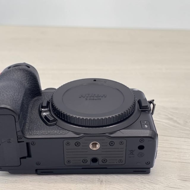 Z5 ボディ