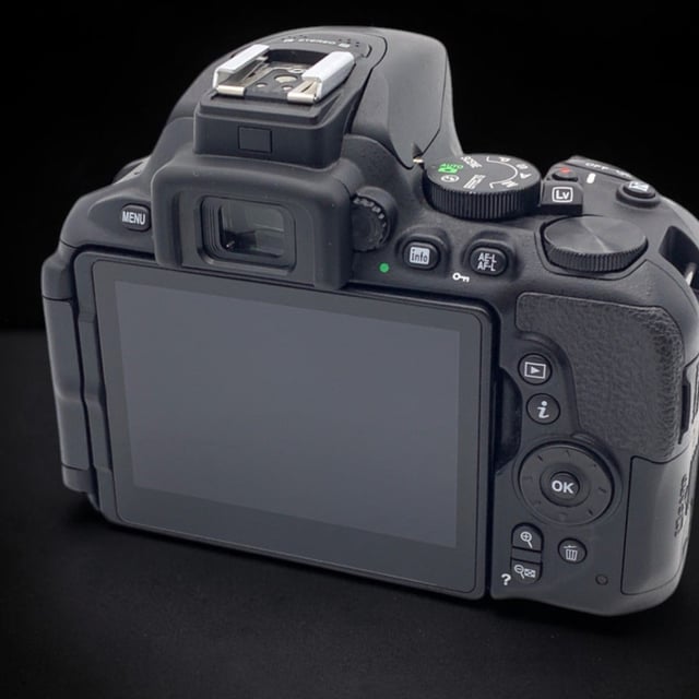 D5600 ボディ