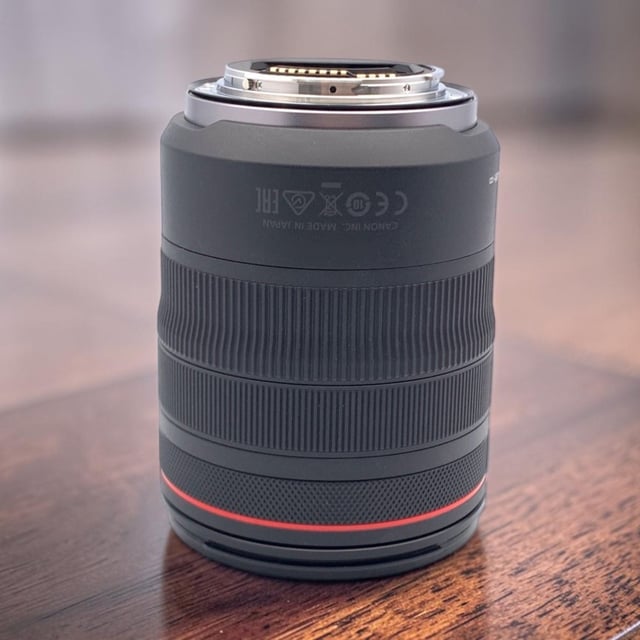 RF 24-105mm F4 L IS USM