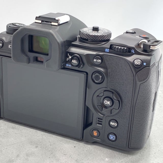 OM-1 ボディ