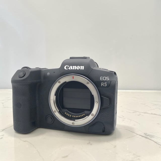 EOS R5 ボディ