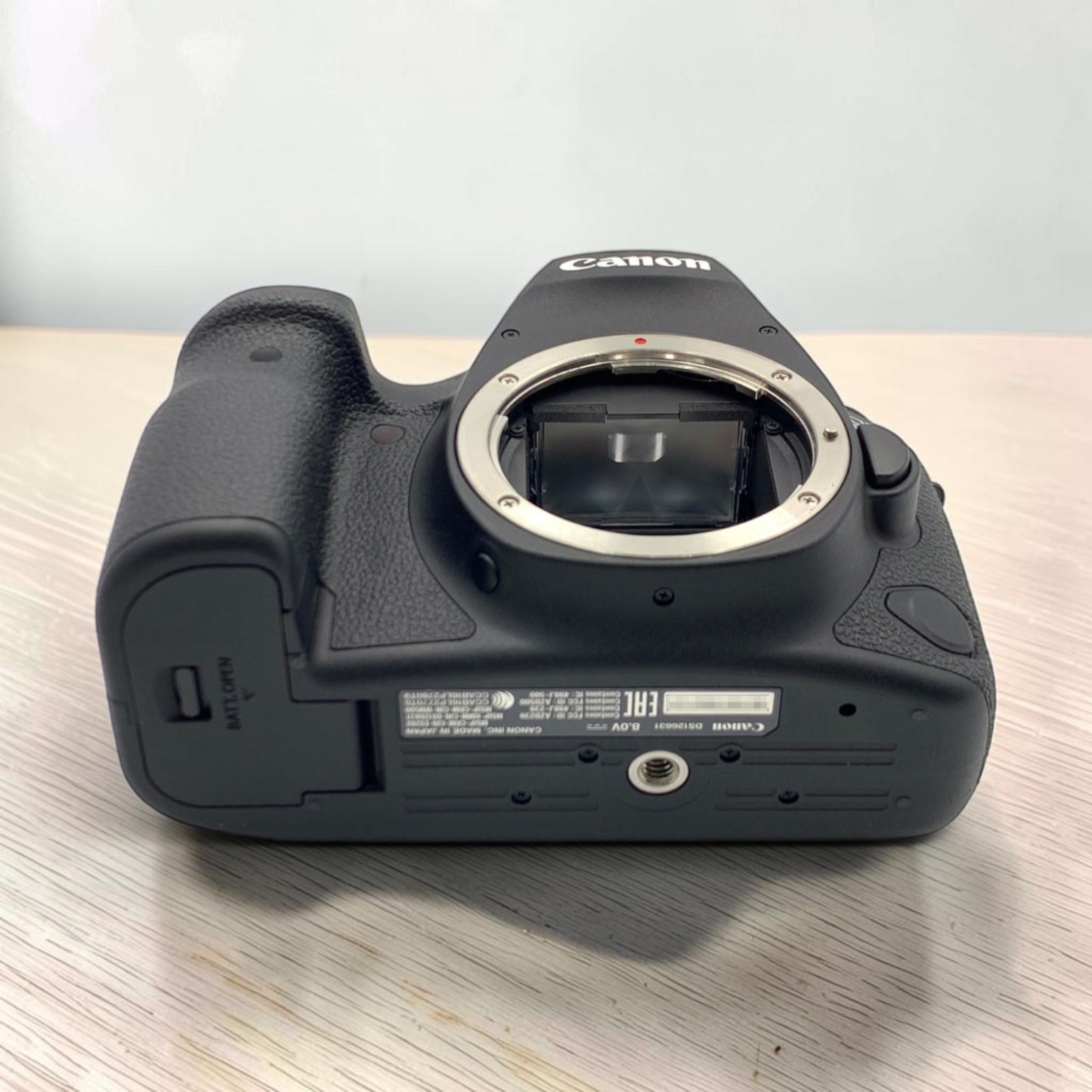 Canon EOS 6D Mark II ボディの中古 (美品)・¥97,200 by tonnel