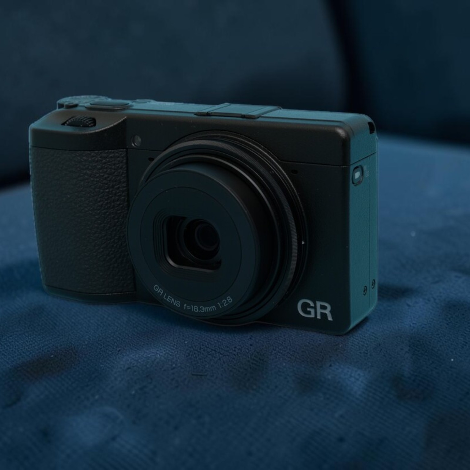 リコー GR IV(GR4)の新品/中古の在庫一覧 | みんなのカメラ