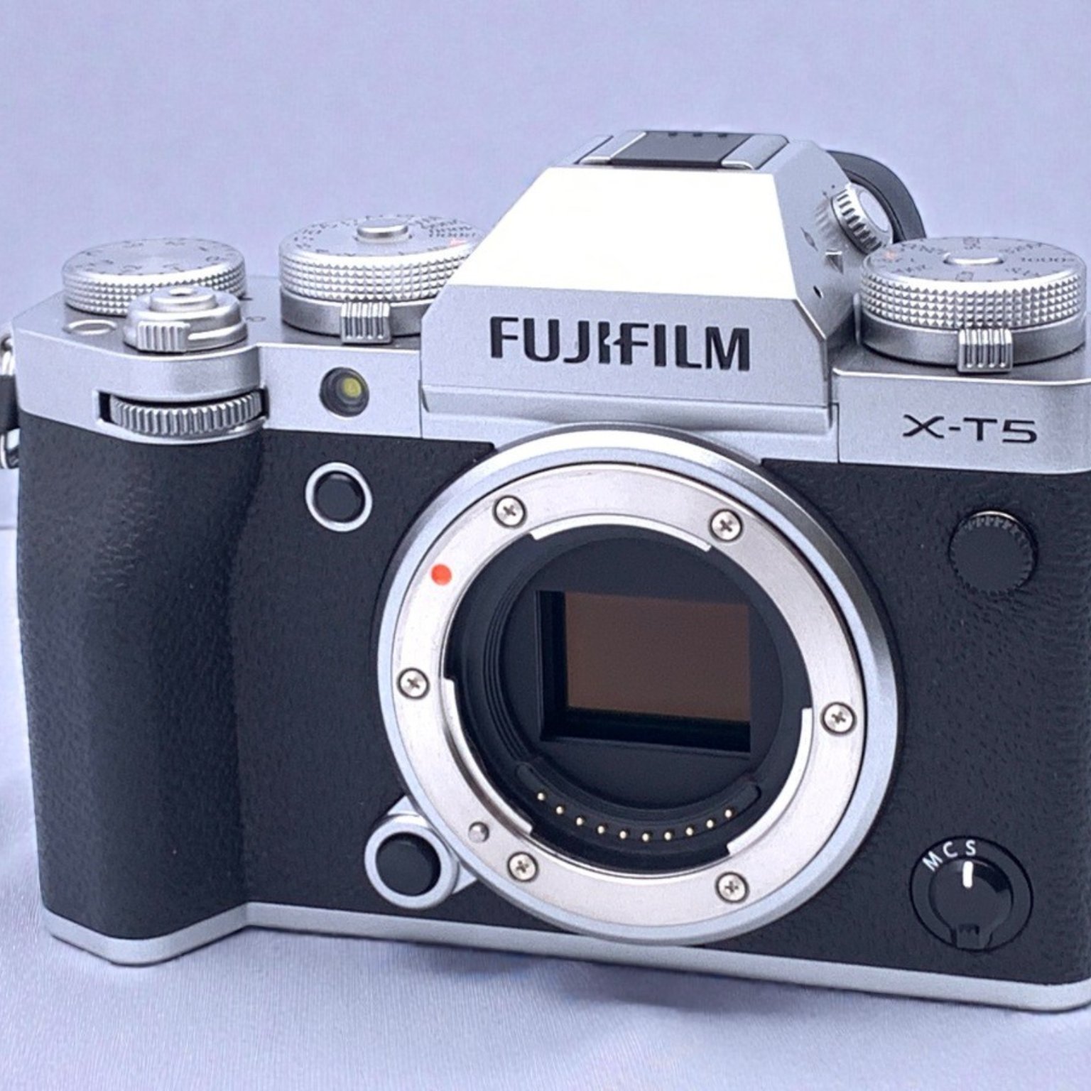 フジフイルム X-T5 ボディ シルバー FUJIFILM X-T5 ボディ [シルバー]の製品画像 - 価格.com