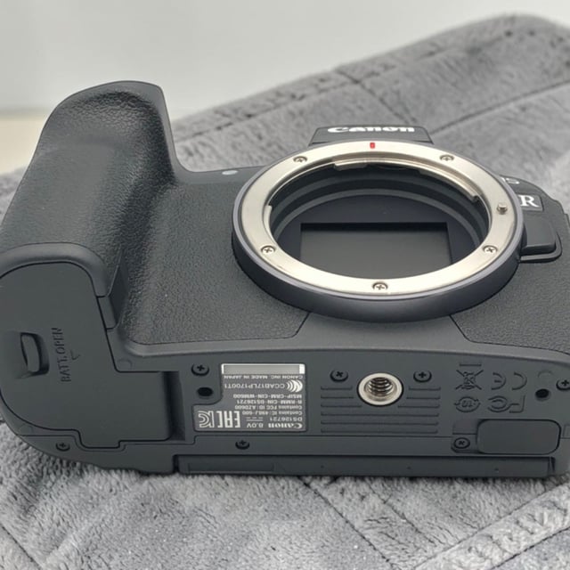EOS R ボディ