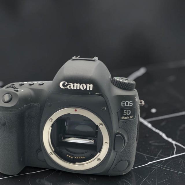 EOS 5D Mark IV ボディ