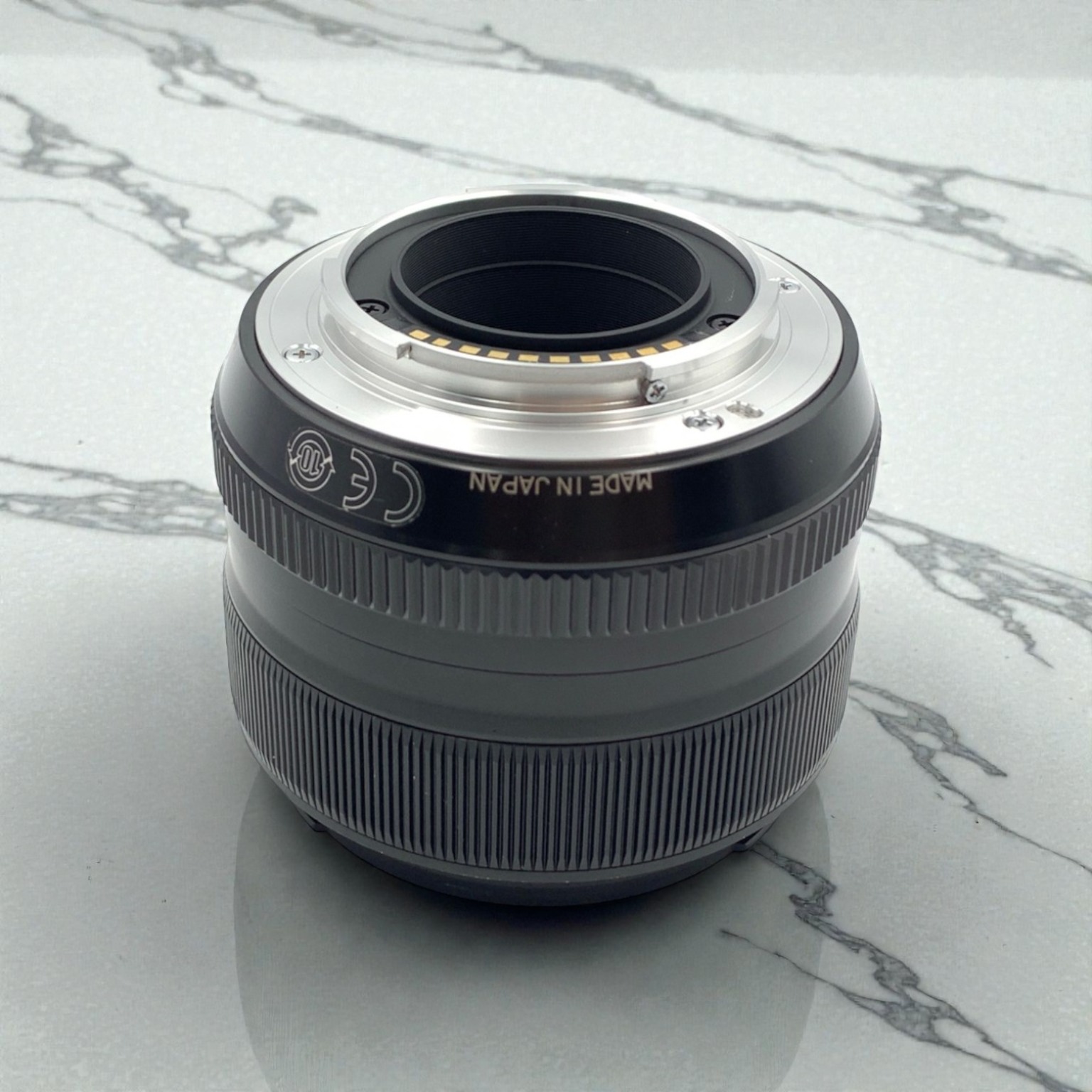 フジノンレンズ XF35mmF1.4 Rの中古レンズを買うならみんなのカメラ