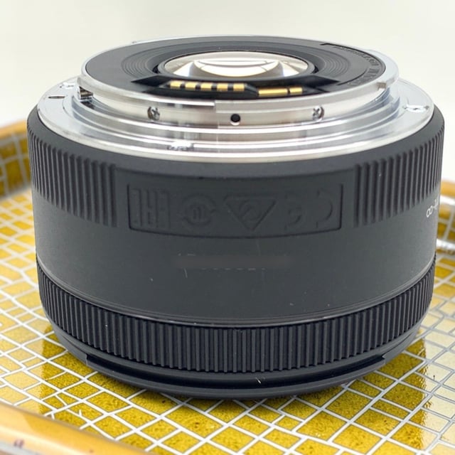 EF 50mm F1.8 STM
