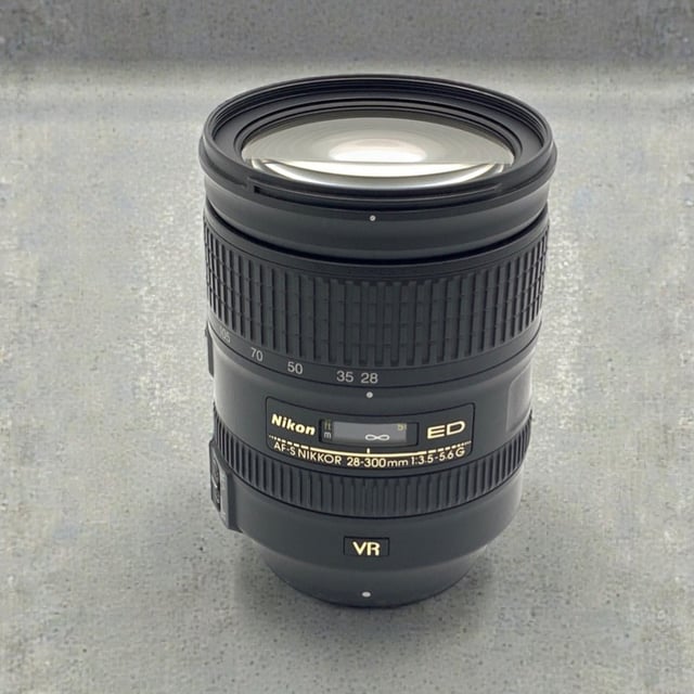 AF-S NIKKOR 28-300mm f/3.5-5.6G ED VR