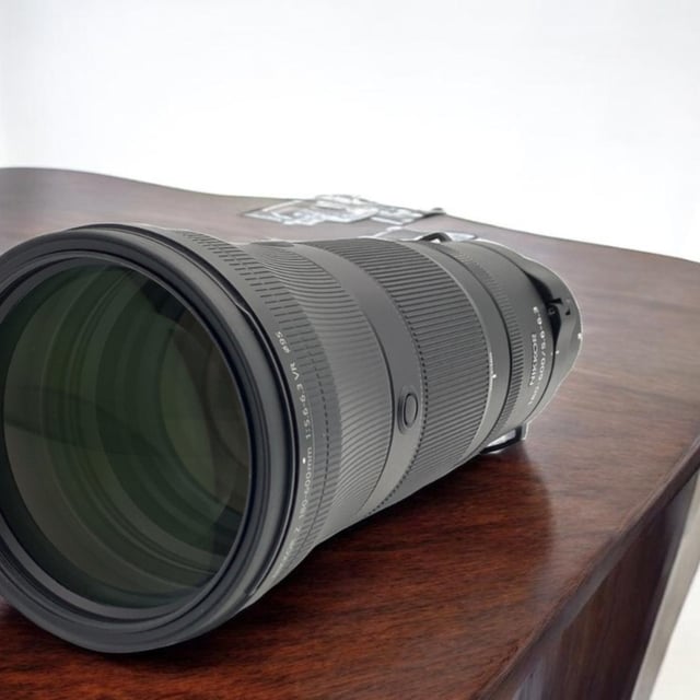 NIKKOR Z 180-600mm f/5.6-6.3 VR