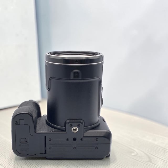 COOLPIX P950