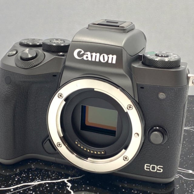 EOS M5 ボディ