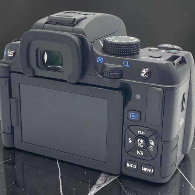 PENTAX K-70 ボディ "ブラック"