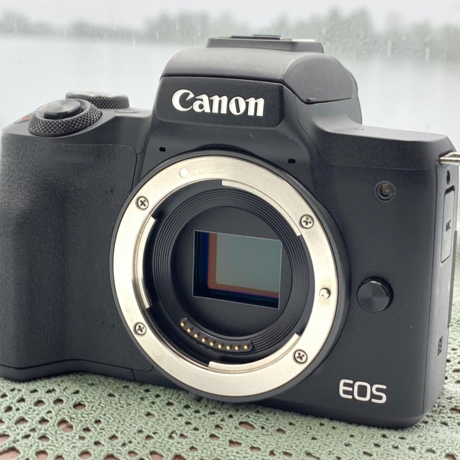 Canon EOS Kiss M ボディ 