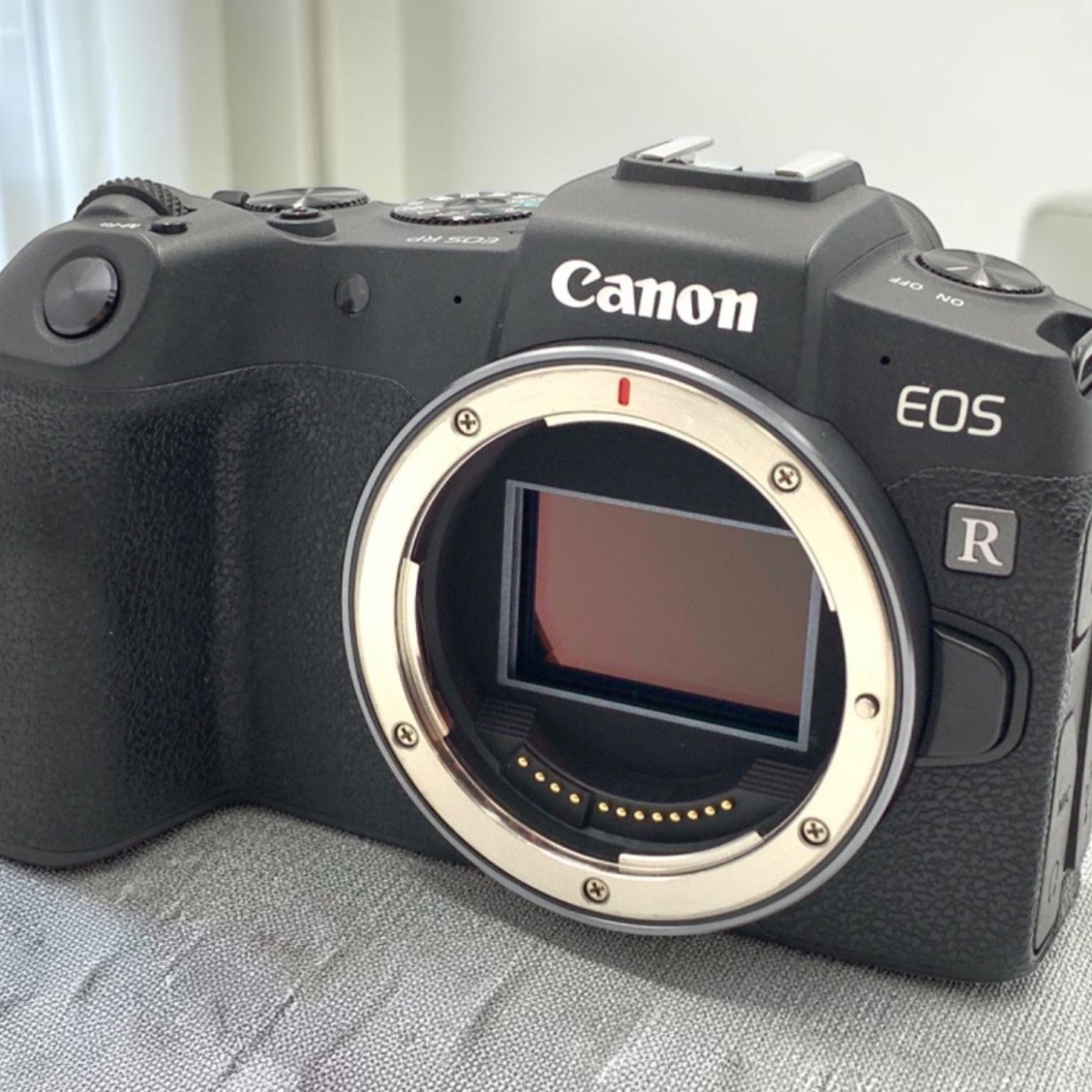 Canon EOS R8 ボディの新品/中古の在庫一覧 | みんなのカメラ