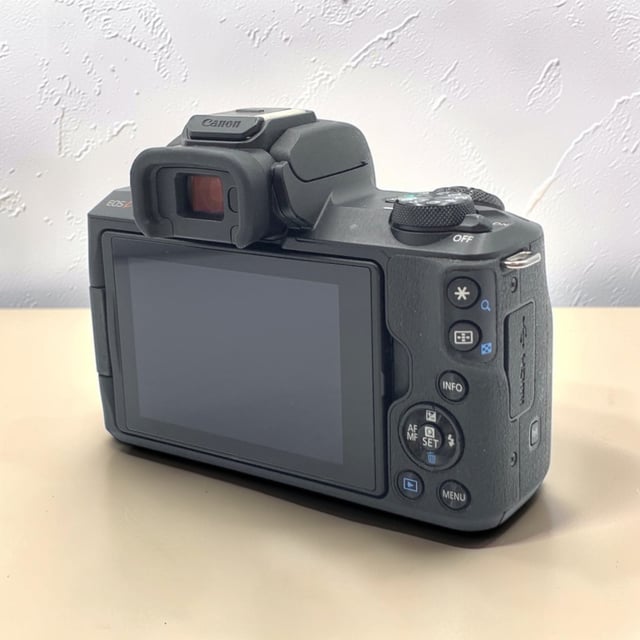 EOS Kiss M ボディ "ブラック"