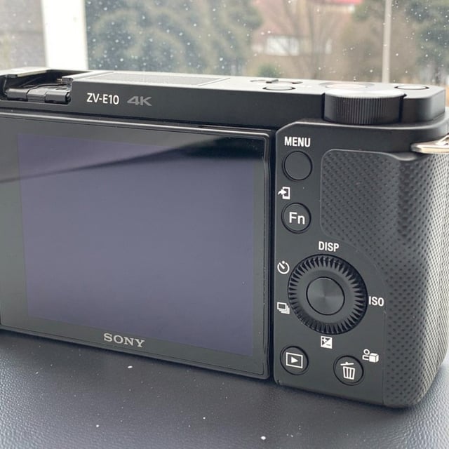 VLOGCAM ZV-E10 ボディ "ブラック"