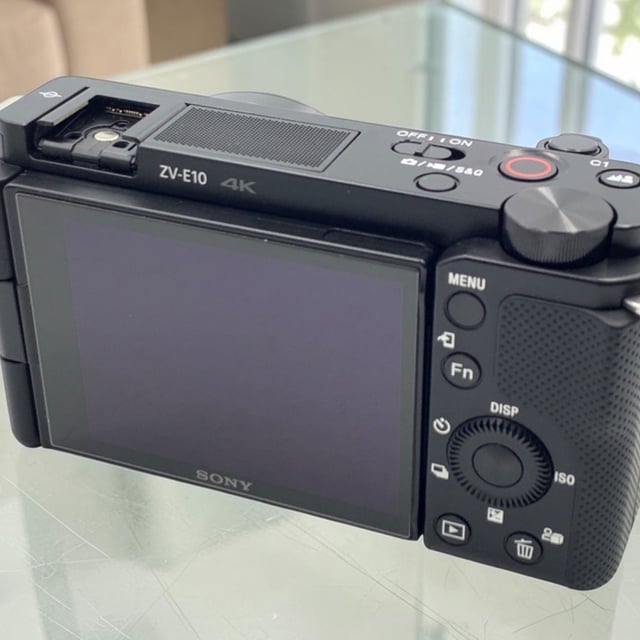 VLOGCAM ZV-E10 ボディ "ブラック"