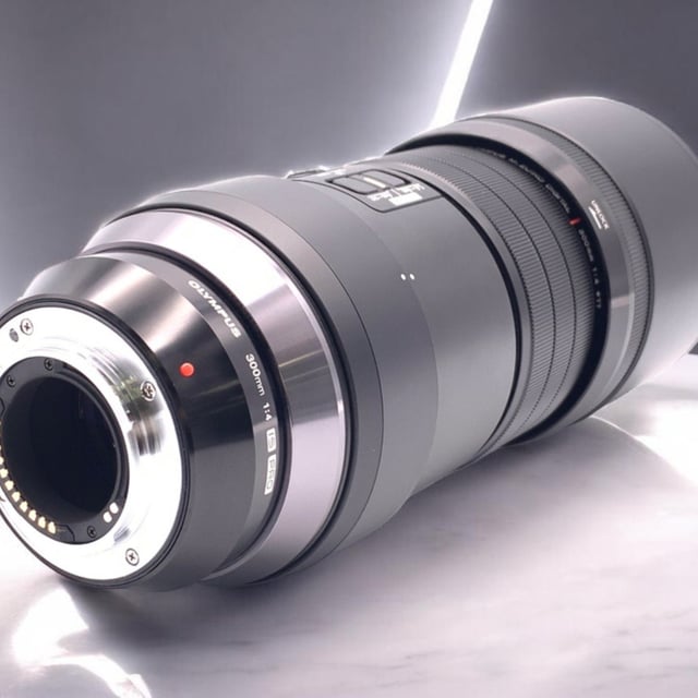 M.ZUIKO DIGITAL ED 300mm F4.0 IS PRO