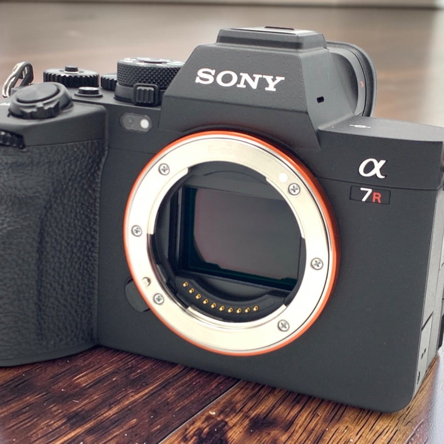 SONY α7R V ILCE-7RM5 ボディの新品/中古の在庫一覧 | みんなのカメラ