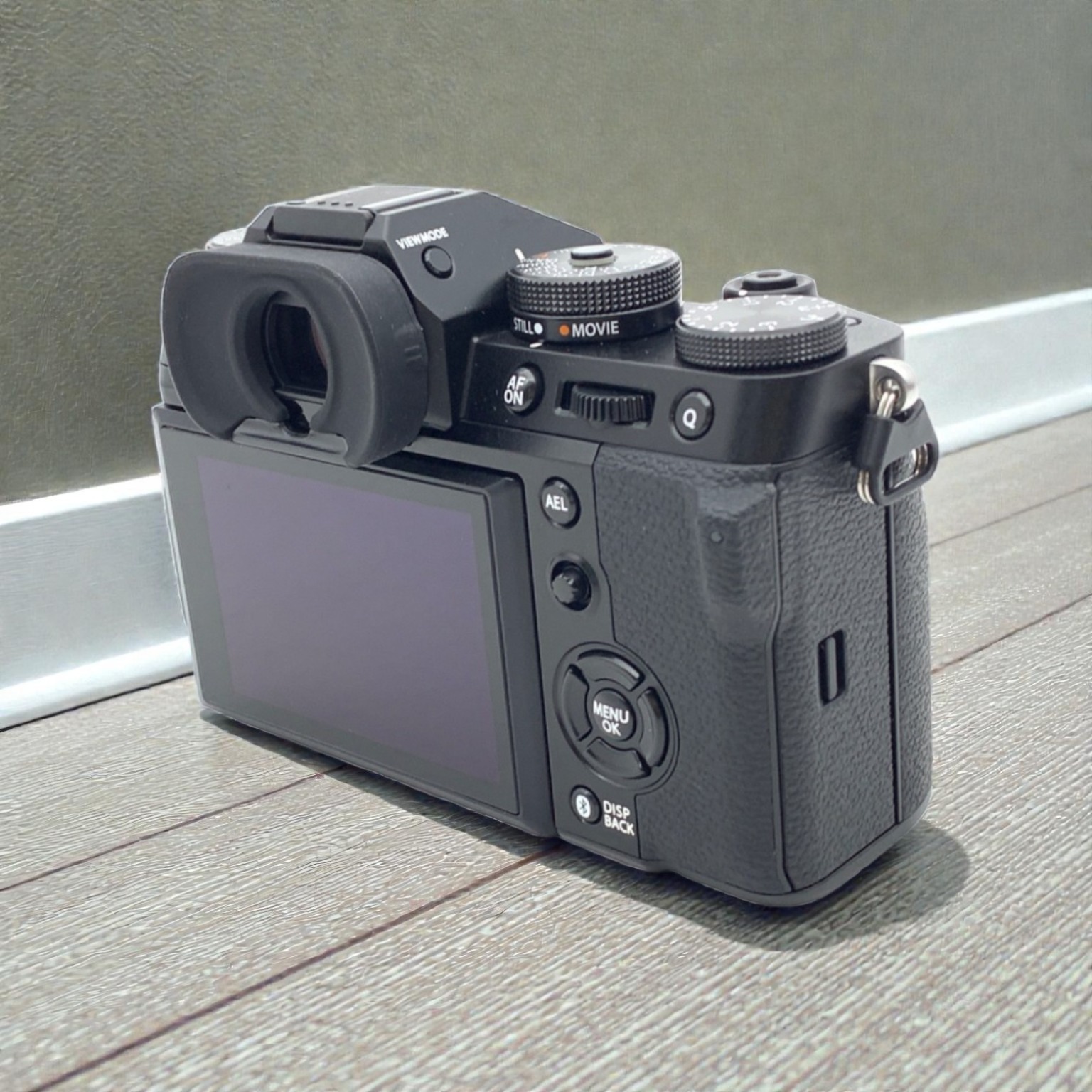 富士フイルム X-T5 ボディ 日英2言語設定モデル 