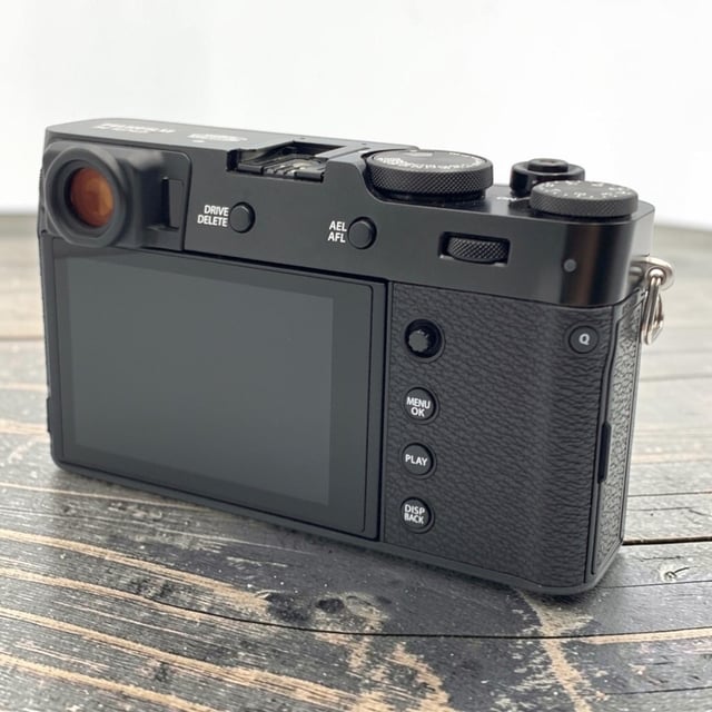 X100V "ブラック"