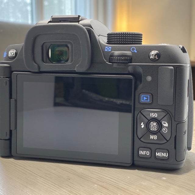 PENTAX KF ボディ "ブラック"