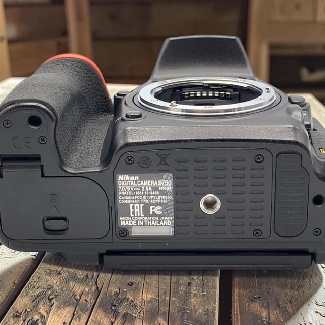 D750 ボディ