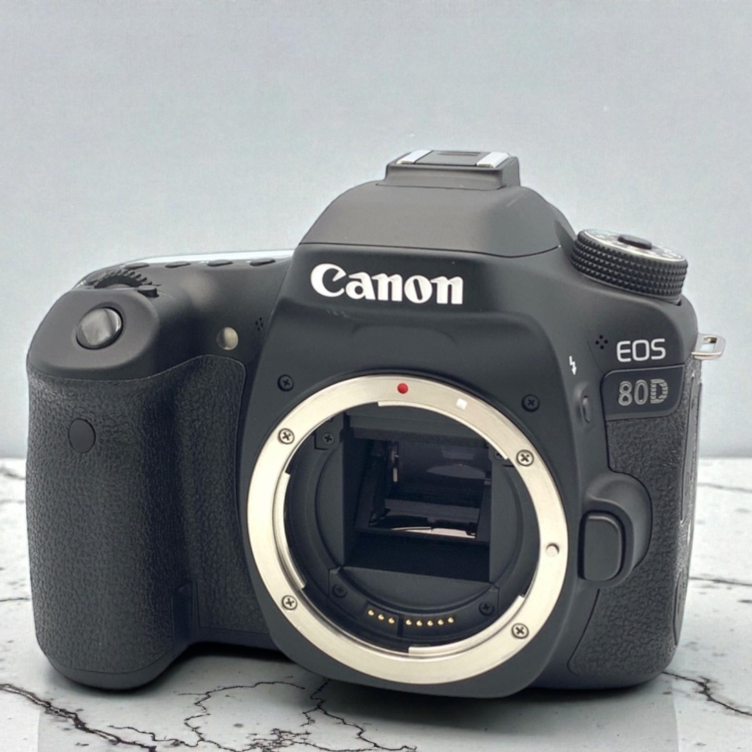 Canon EOS 80D ボディの中古 (美品)・¥49,920 by せつな | みんなのカメラ