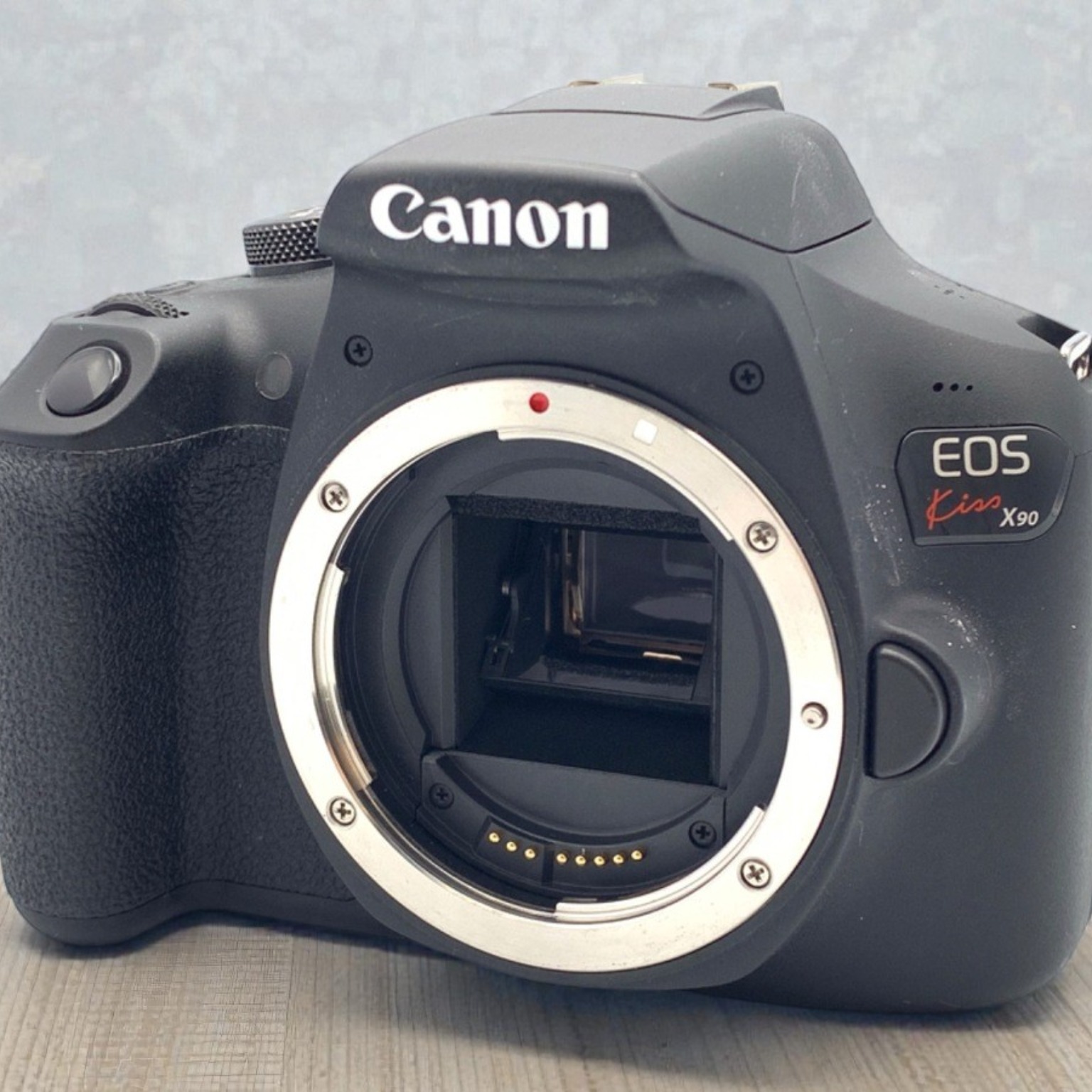 Canon EOS Kiss X9i ボディの中古 (美品)・¥46,110 | みんなのカメラ
