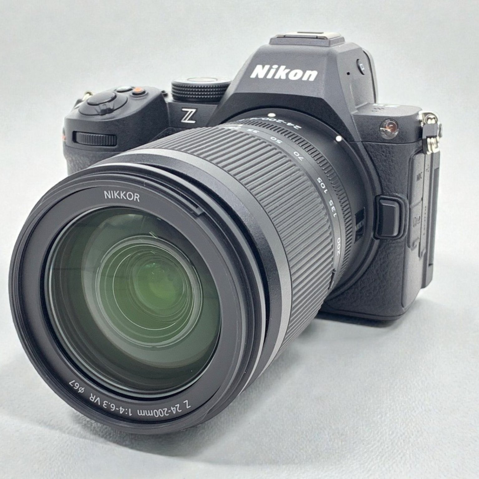Z5II 24-200 レンズキットの中古カメラを買うならみんなのカメラ