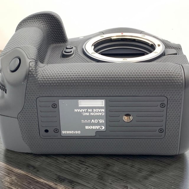 EOS R3 ボディ